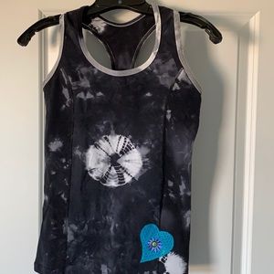 NWOT Margarita Activewear Studded Supplex Tie Dye Batik Hearts TankTop
